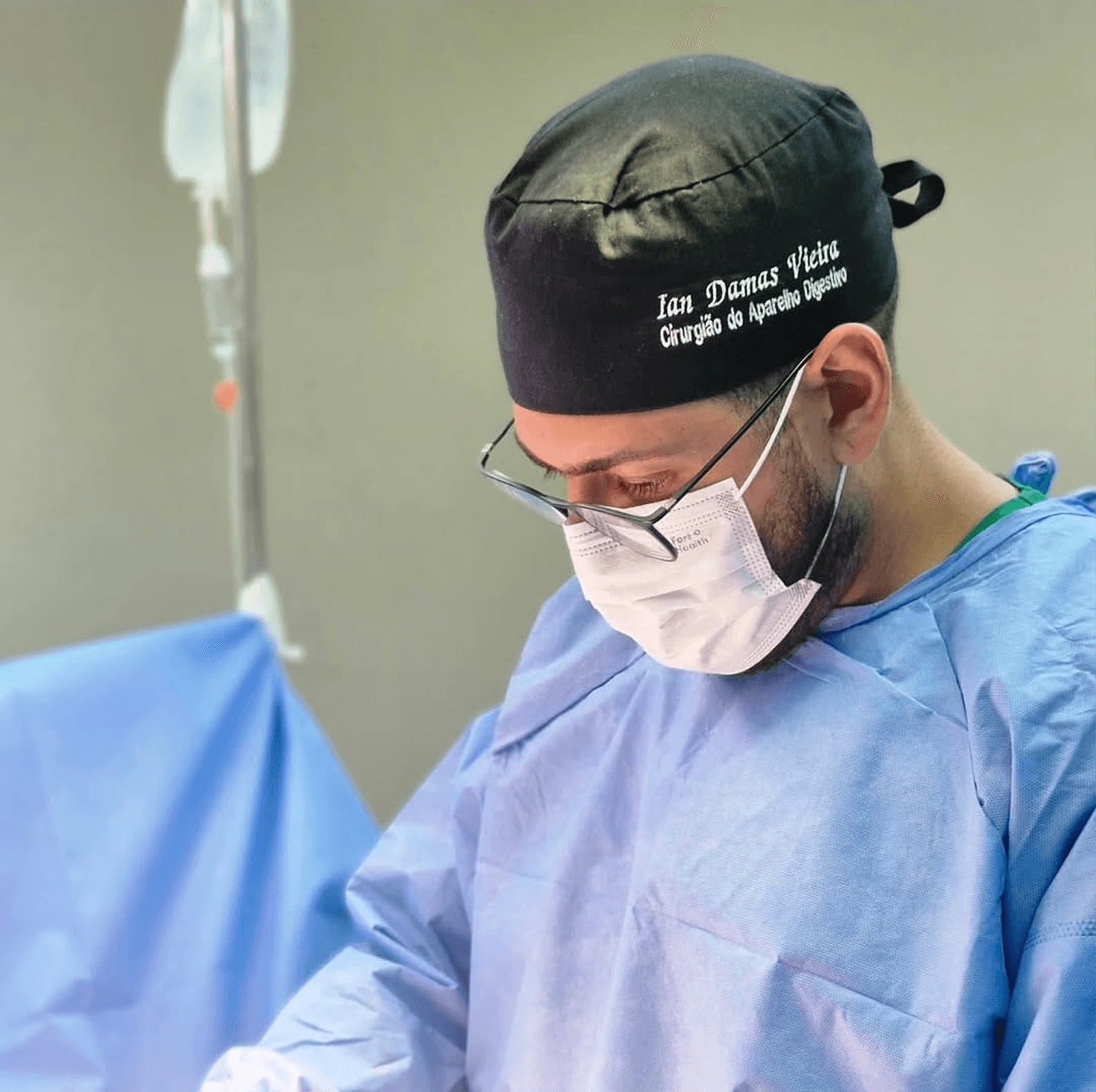 Liderança médica em trauma abdominal